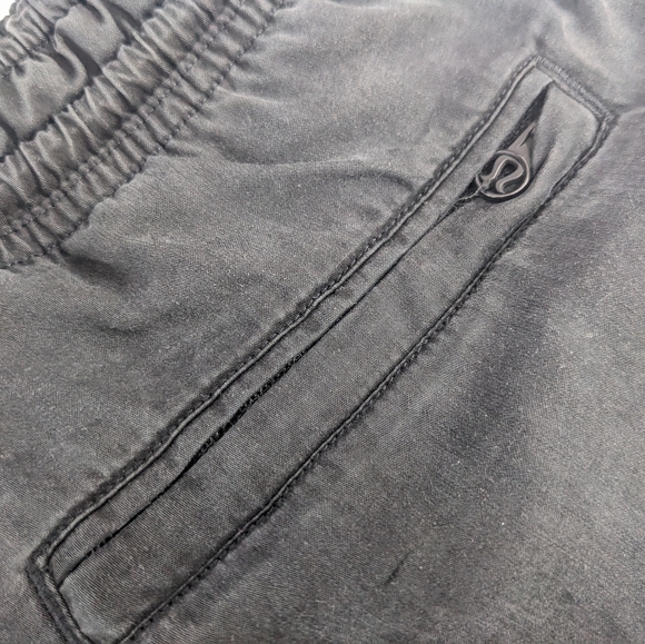 Lululemon Varsity Short, Black - Picture 5 of 6